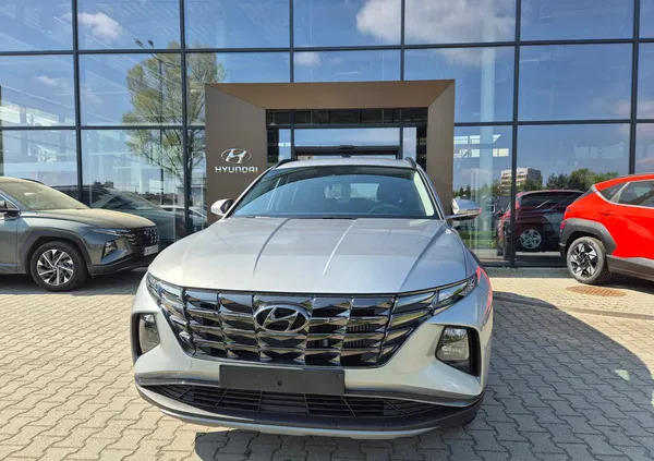 samochody osobowe Hyundai Tucson cena 153800 przebieg: 9, rok produkcji 2024 z Baranów Sandomierski